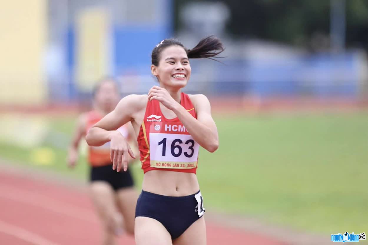 Hình ảnh Nguyễn Thị Ngọc luôn cố gắng nỗ lực