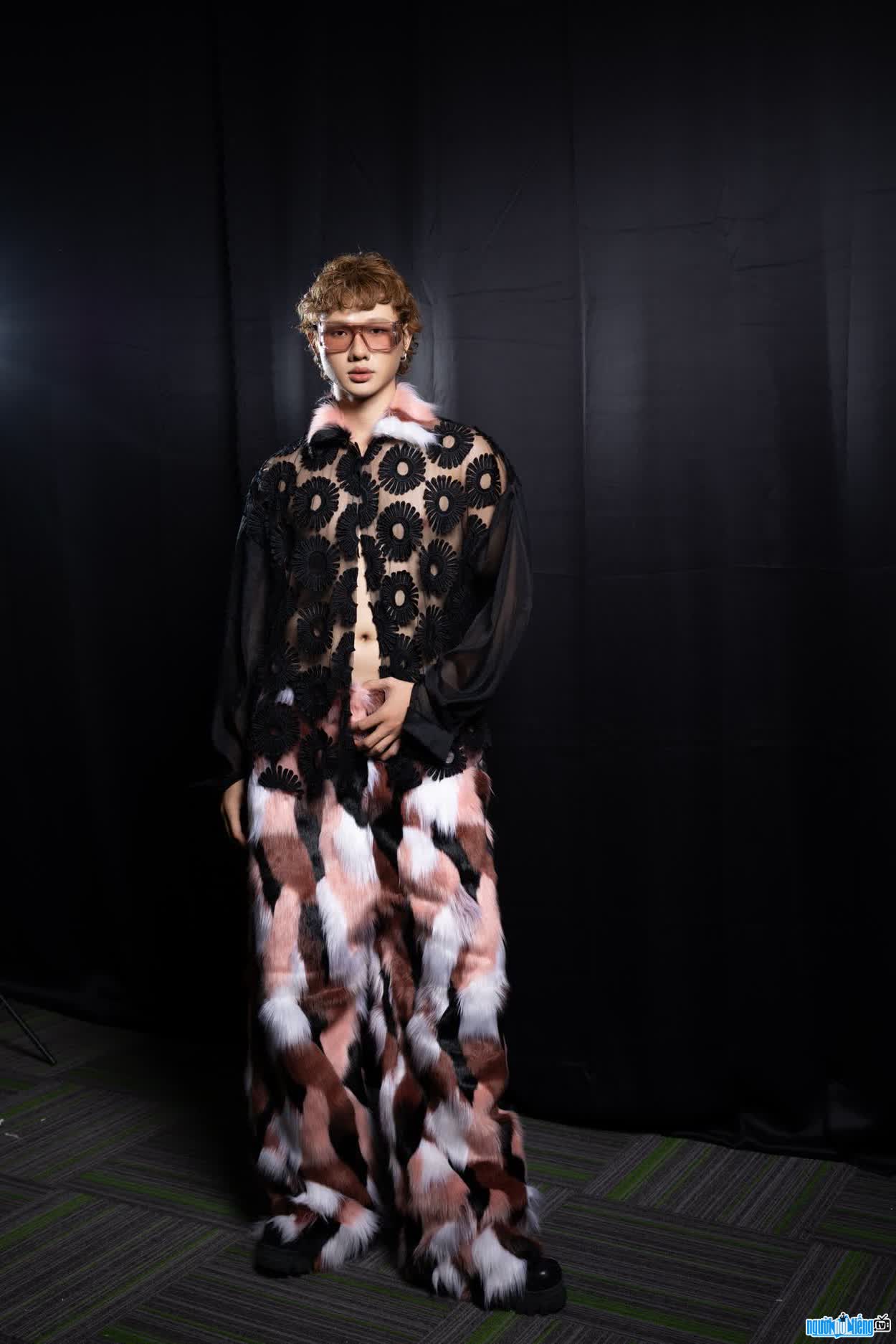 Hình ảnh mới nhất của người mẫu Lừng Nguyễn