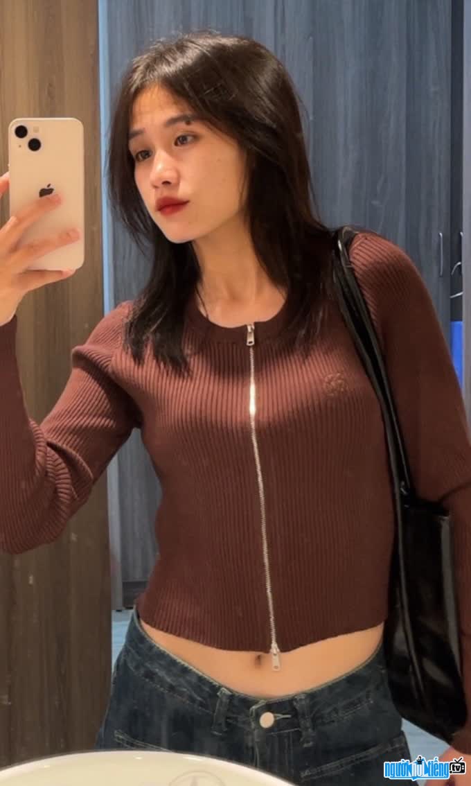 Hình ảnh Trần Nhật Lan xinh đẹp ngoài đời thường