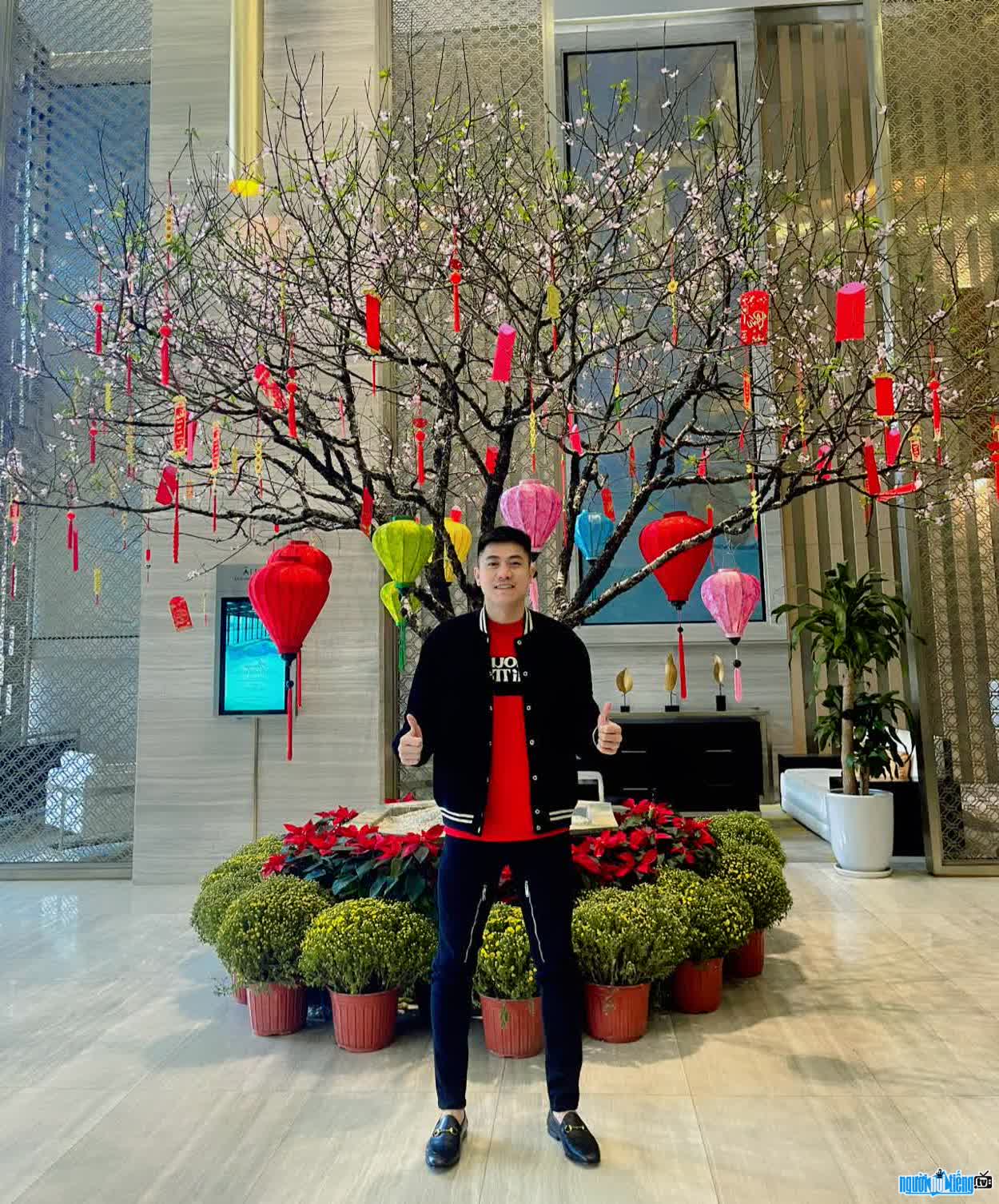 Image of Pham Van Nam off the field