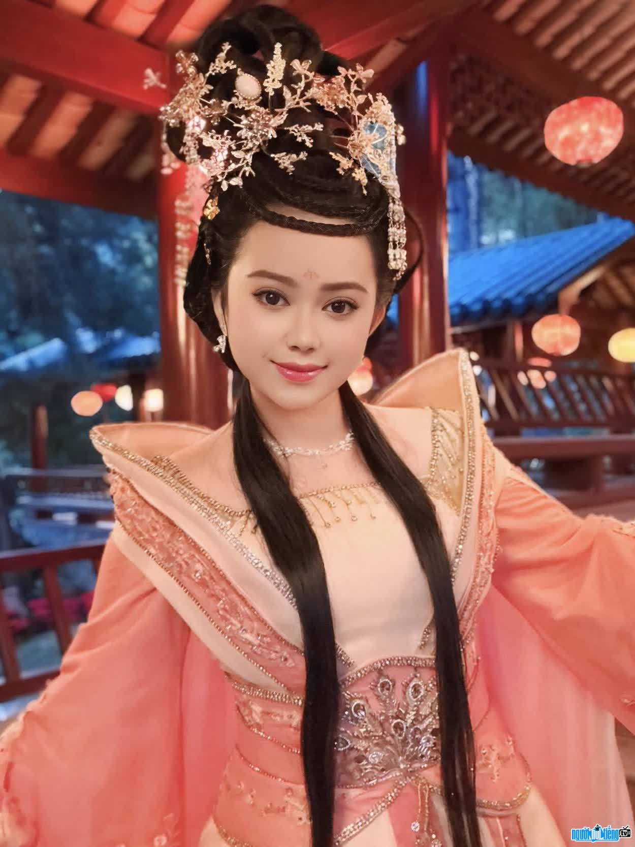 Hình ảnh mới nhất của ca sĩ trẻ Hà Mỹ Anh