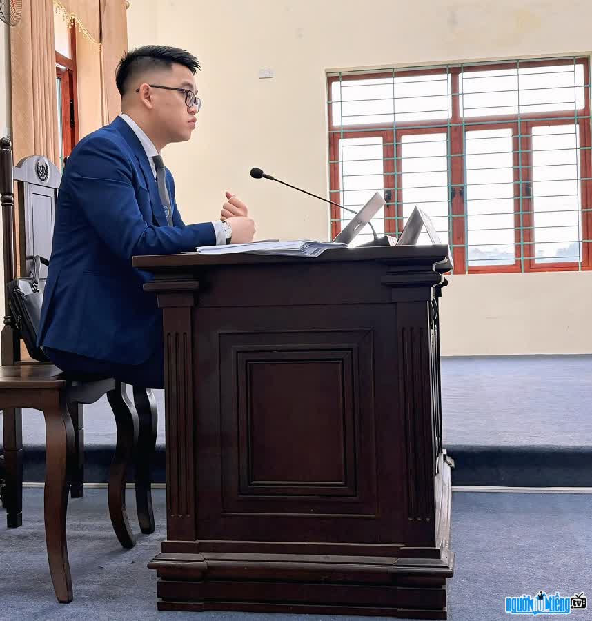 Luật sư Nguyễn Hồng Quân (Luật sư Quân) tại tòa án