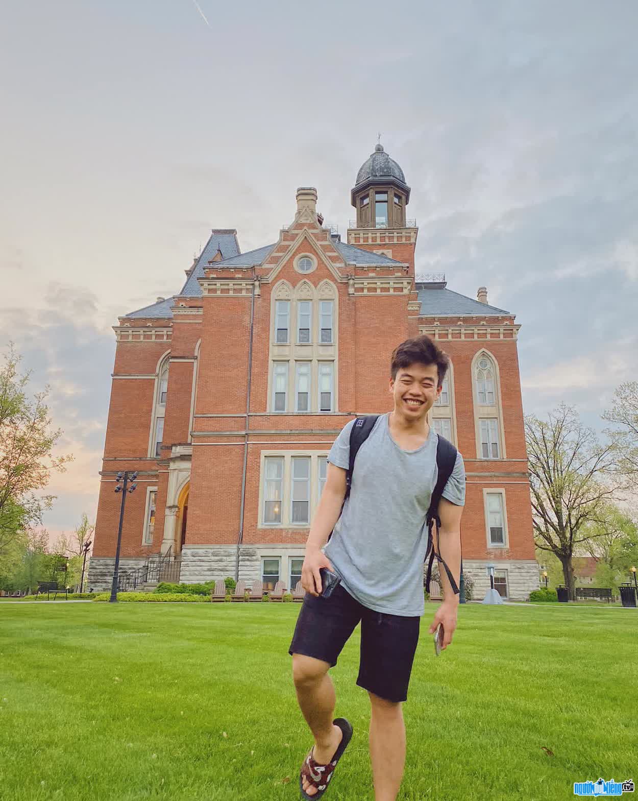 Hình ảnh Nguyễn Huỳnh Nhật Tiến đầy năng động