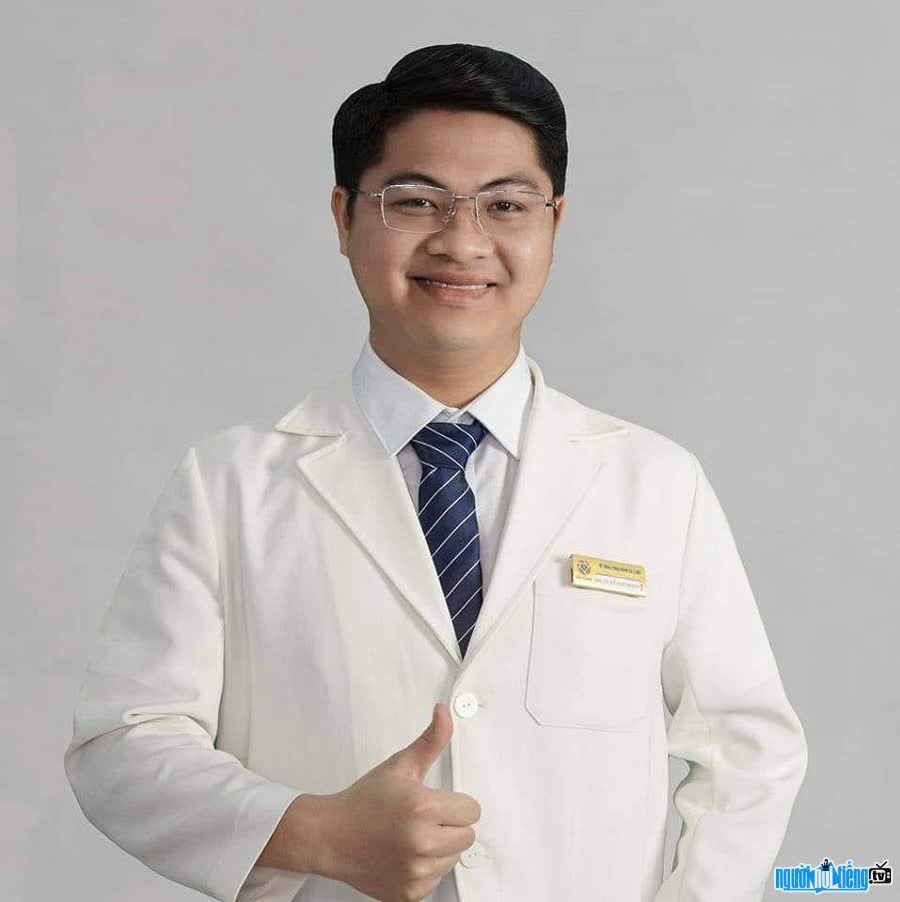 Bác sĩ Đức Mạnh chuyên khoa Nam khoa
