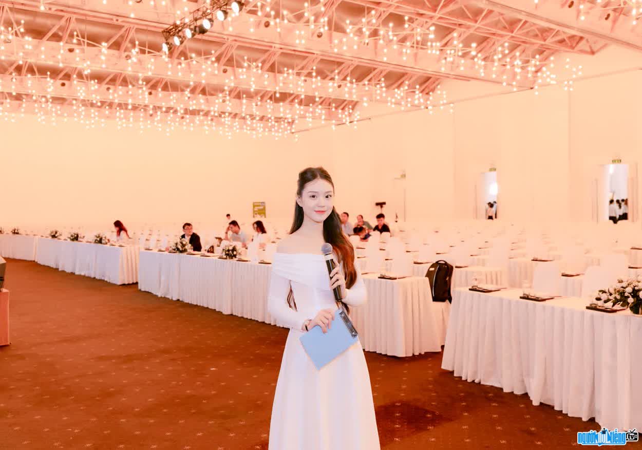 Image of Le Phuong Khanh Nhu always dedicated to her work