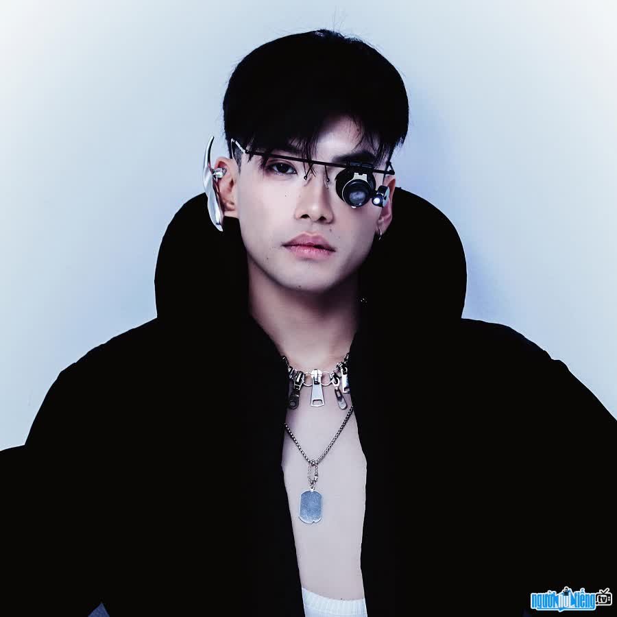 Ca sĩ Thể Thiên ra mắt album đầu tay Trần Thế