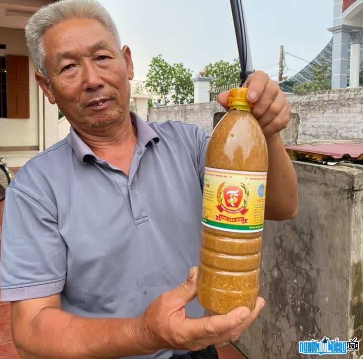 TikToker Ông Lương Làm Nông kinh doanh tương bần