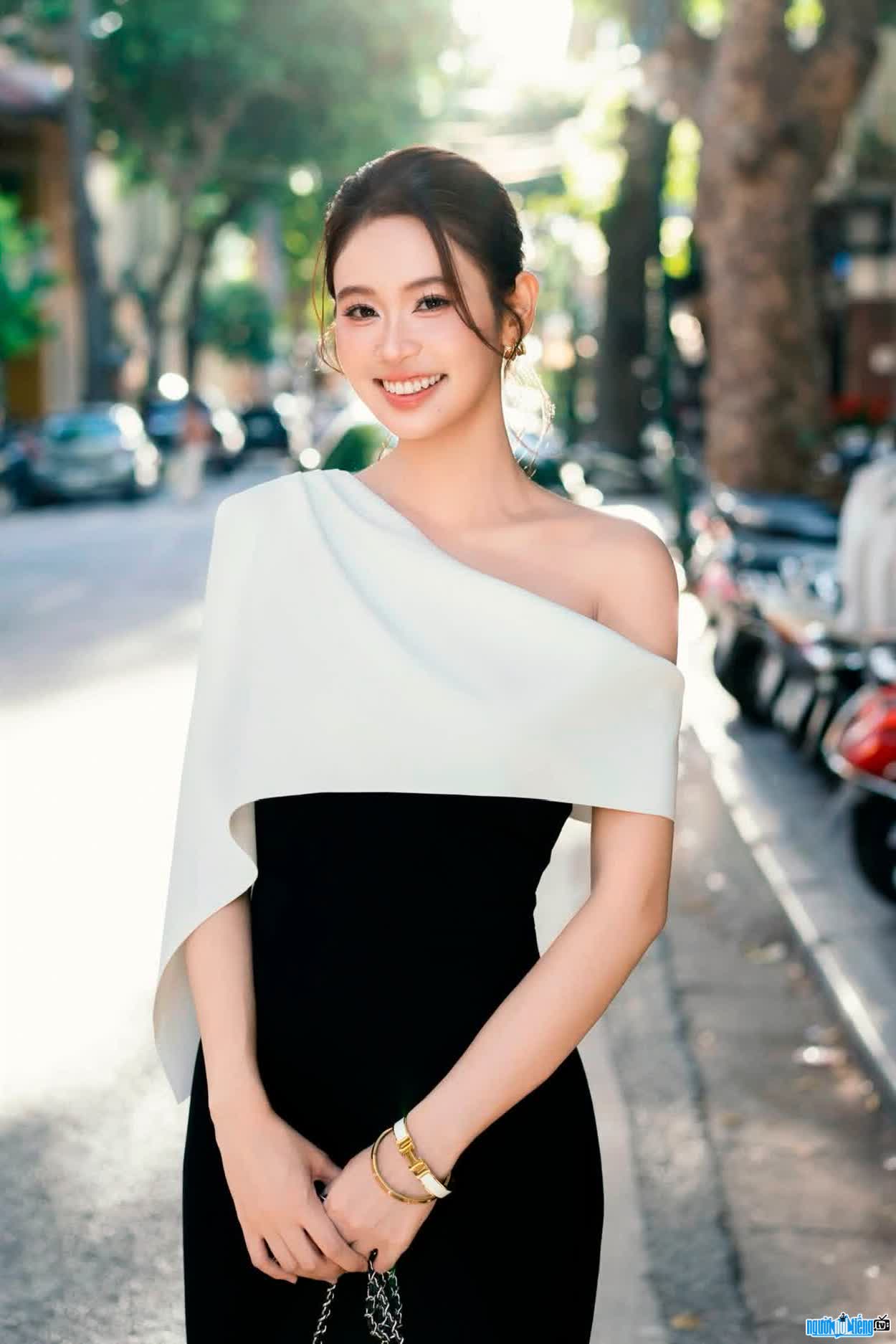 Hình ảnh Phương Quyên mới nhất