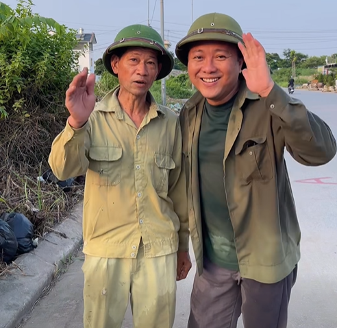 TikToker Chú Biên Dọn Dẹp nổi tiếng với những video dọn đường phố