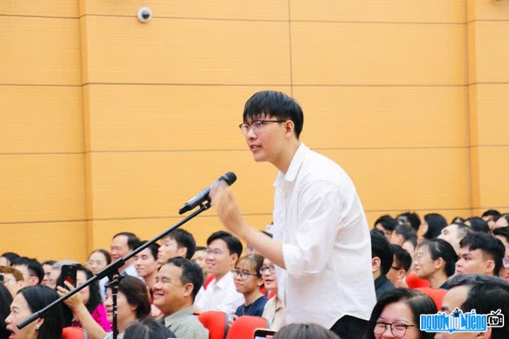 Hình ảnh Nguyễn Đức Anh Quân chọn chuyên ngành đầu tiên tại Match Day 2026