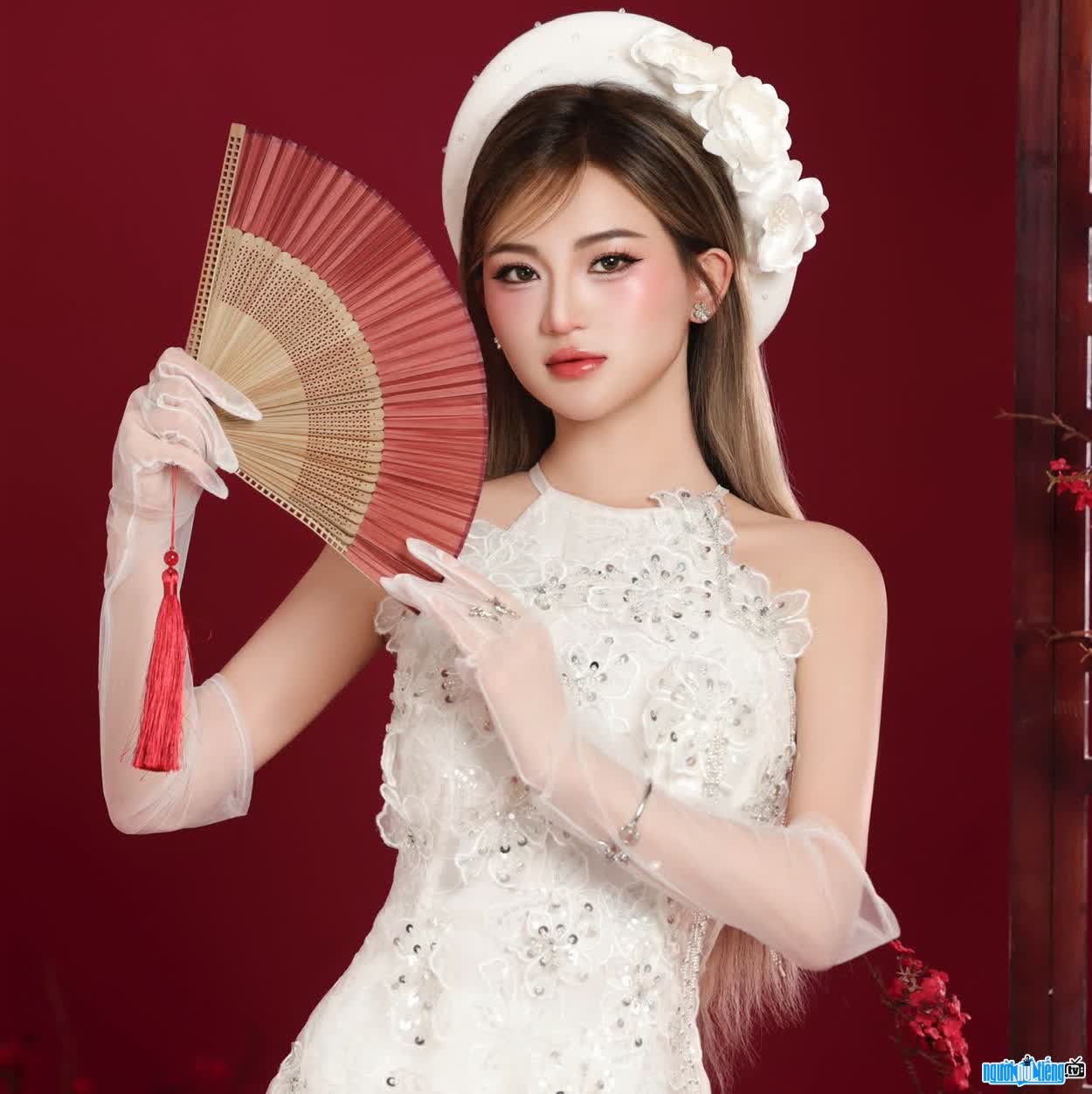 Hình ảnh xinh đẹp của ca sĩ Nicole Nguyễn