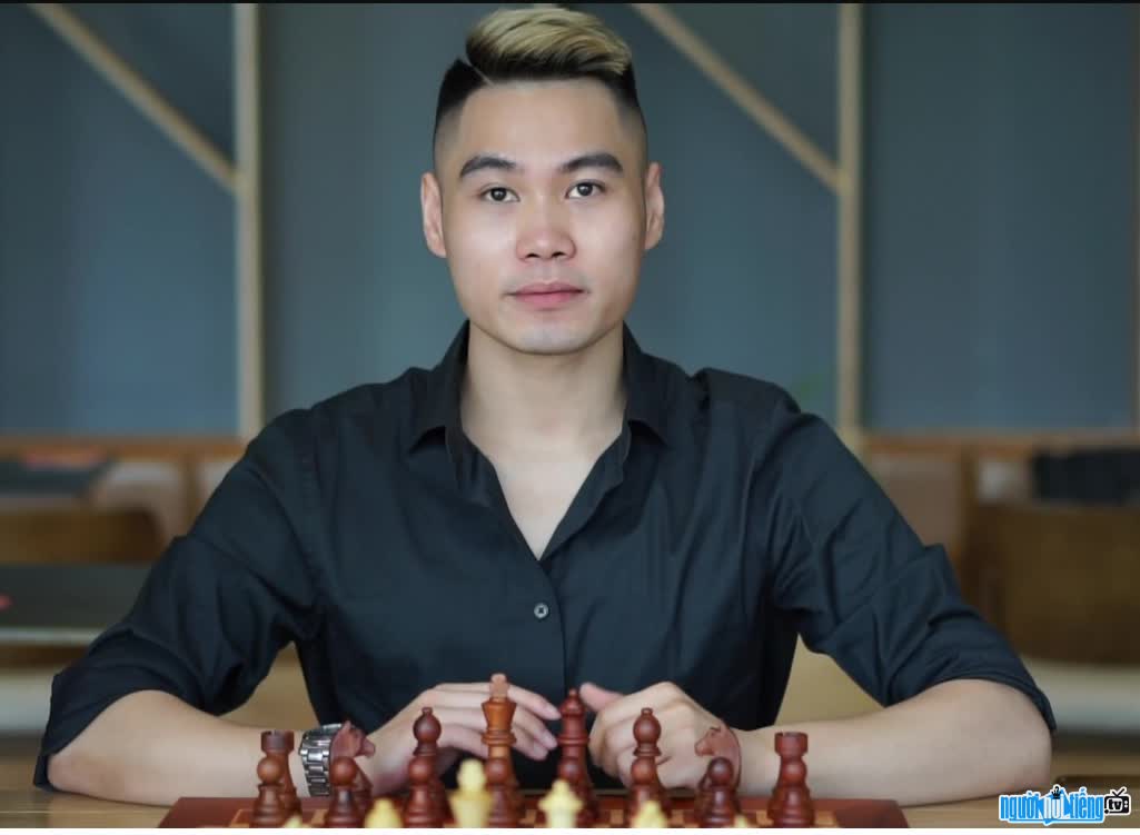 Hình ảnh Trần Tuấn Minh trẻ tuổi tài năng
