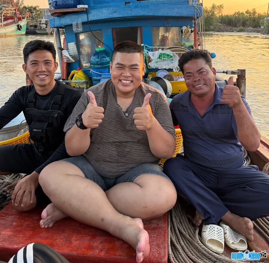 Youtuber Mập Food và những người bạn