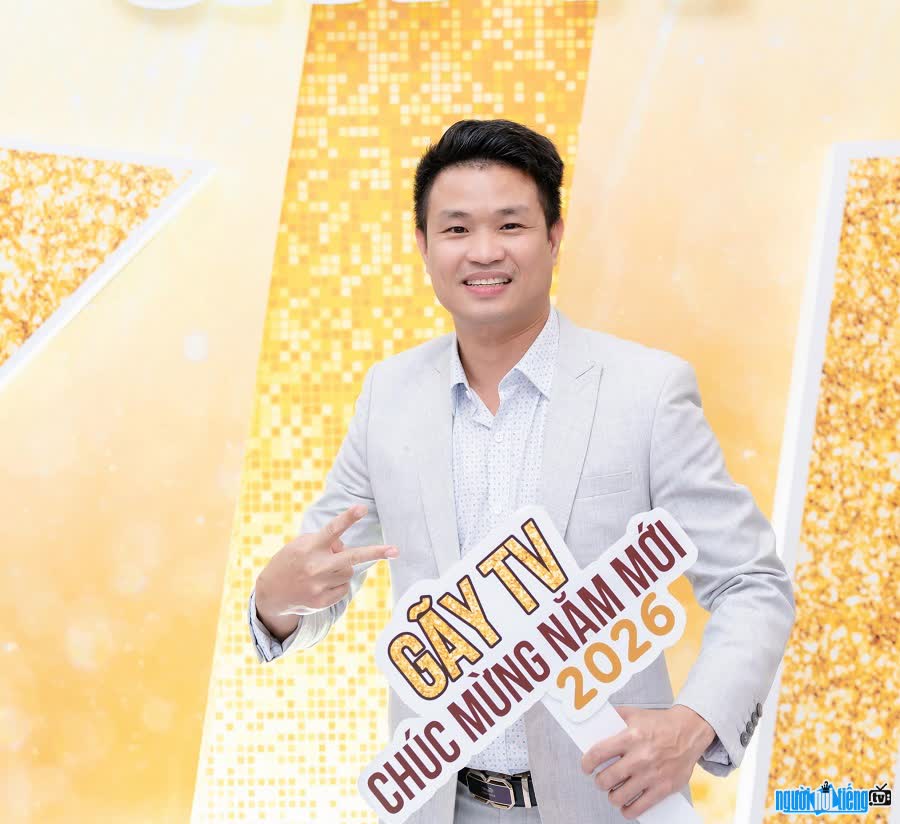 Diễn viên Bùi Văn Hoàn là thành viên nhóm hài Gãy TV