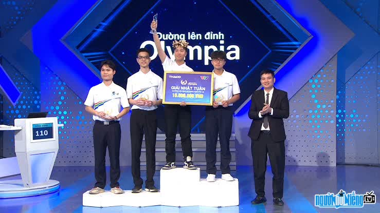 Thí sinh Olympia Lý Thái Dương giành vòng nguyệt quế Tuần