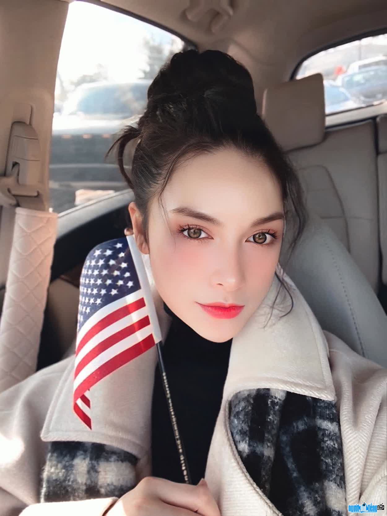 Hình ảnh mới nhất của NTK Amy Đào