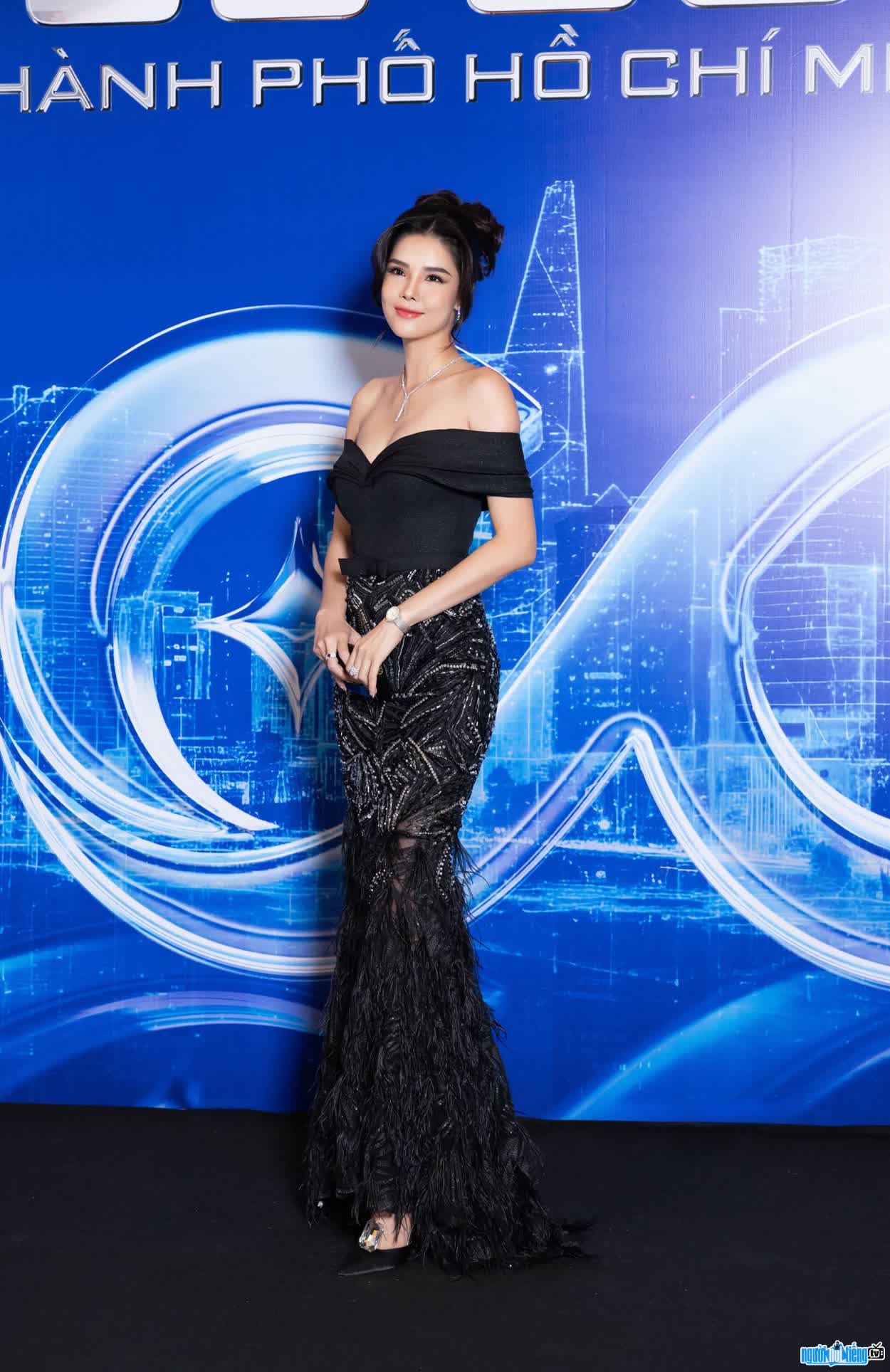 Hình ảnh mới nhất của người mẫu Nguyễn Kỳ Hân