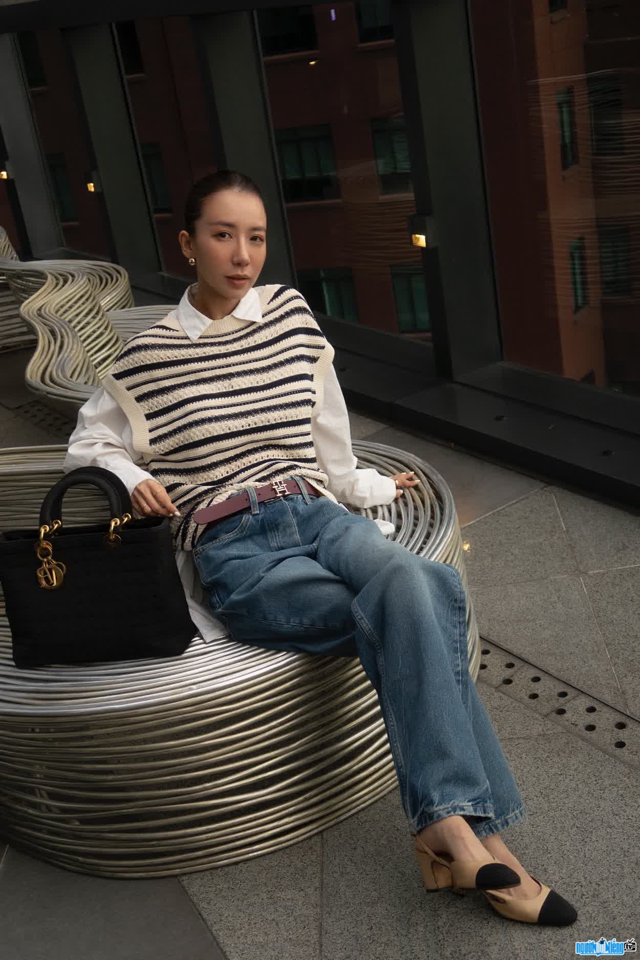 Tran Hoai Trang's latest images