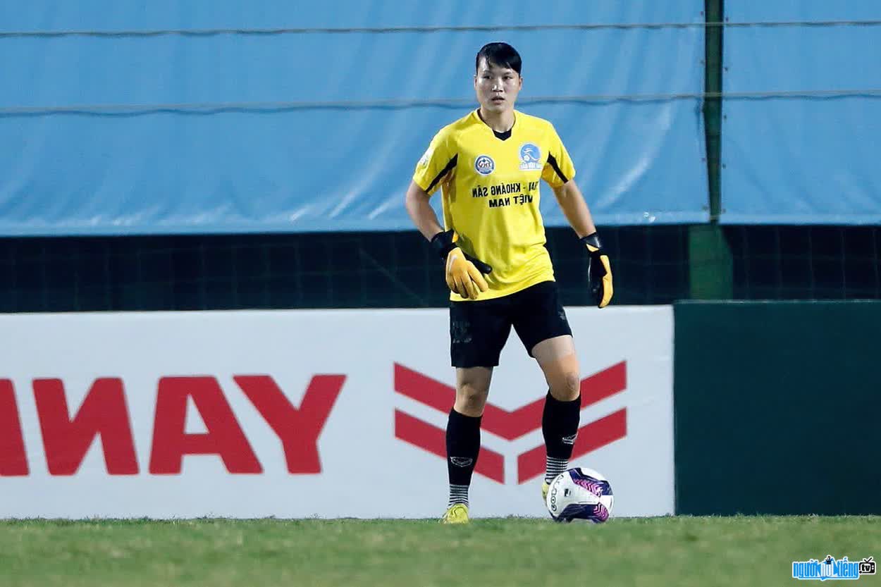 Image of Khong Thi Hang always trying her best every time she plays