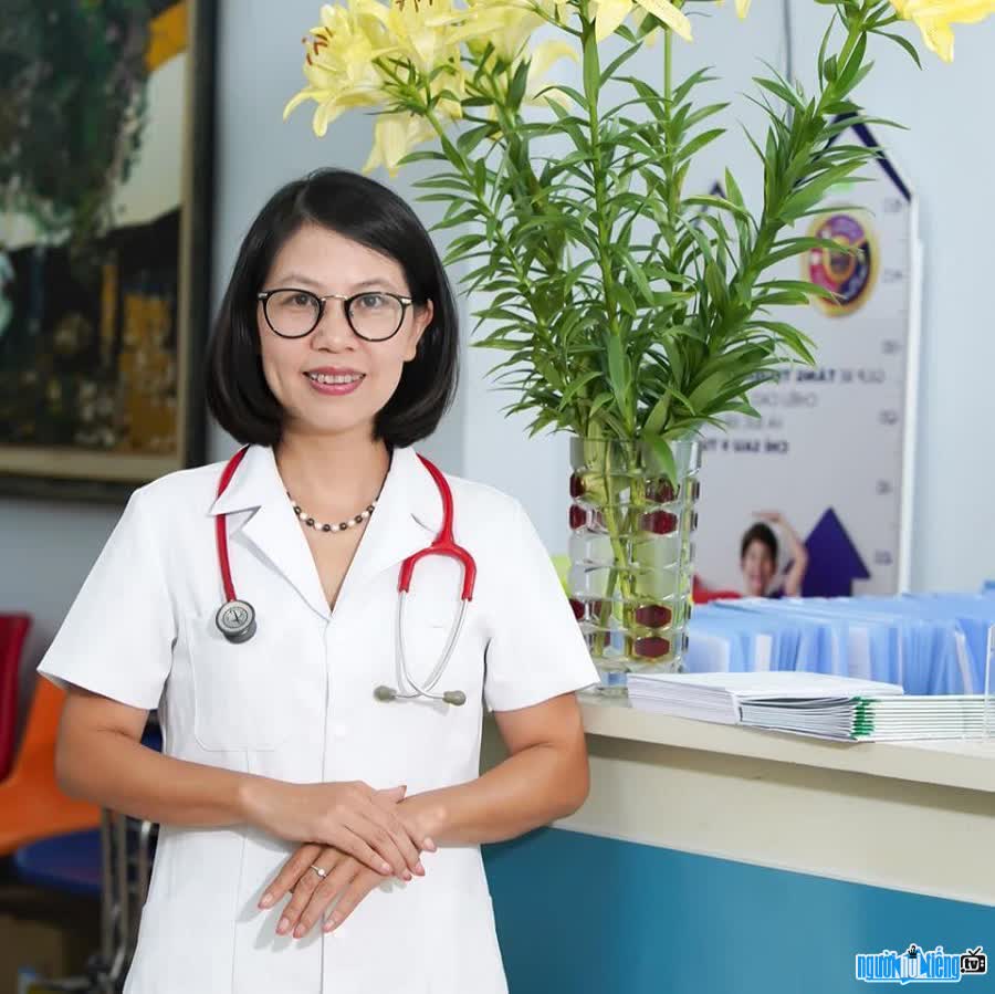 Doctor Le Thi Thu Huong (Doctor Huong) specializes in Pediatrics