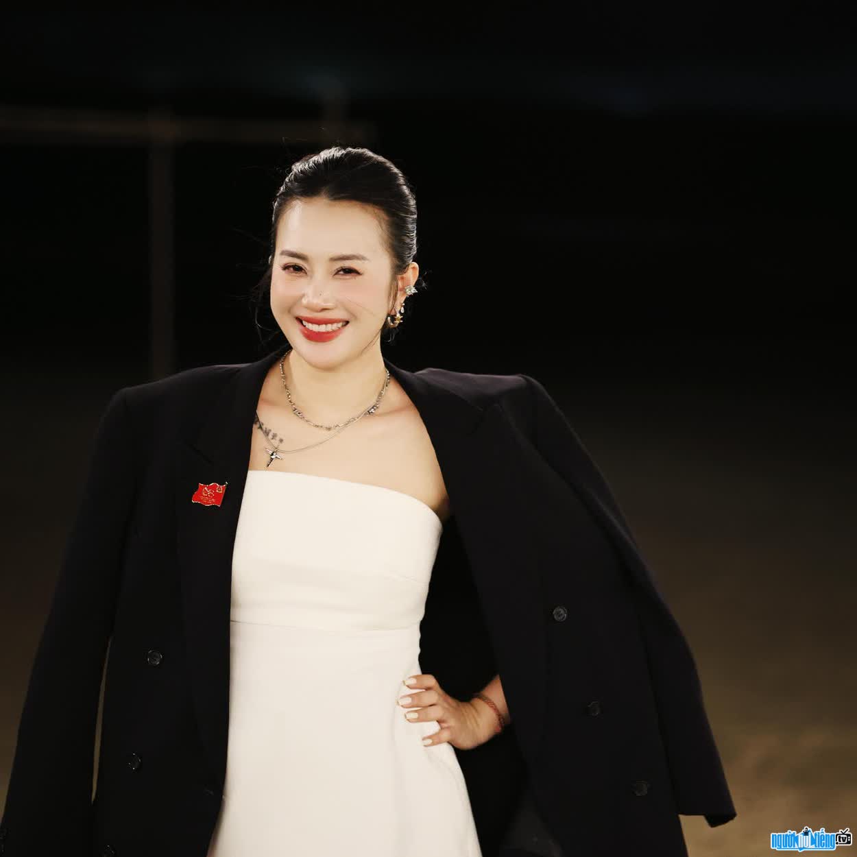 Hình ảnh CEO Nguyễn Viên An đầy quyến rũ