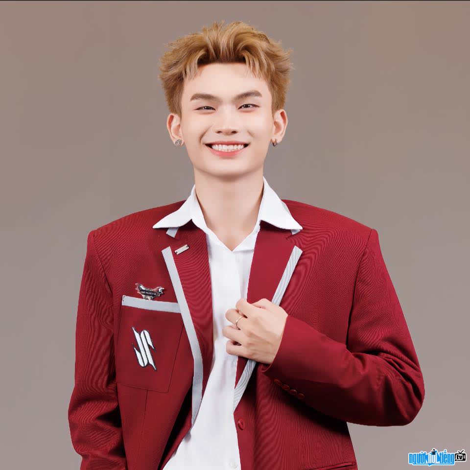 Hình ảnh mới nhất của Lê Phạm Minh Quân