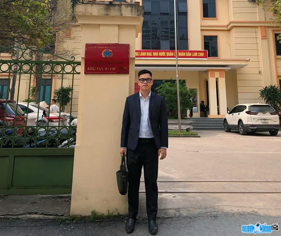 Luật sư Nguyễn Hồng Quân (Luật sư Quân) được khách hàng yêu mến và tin tưởng