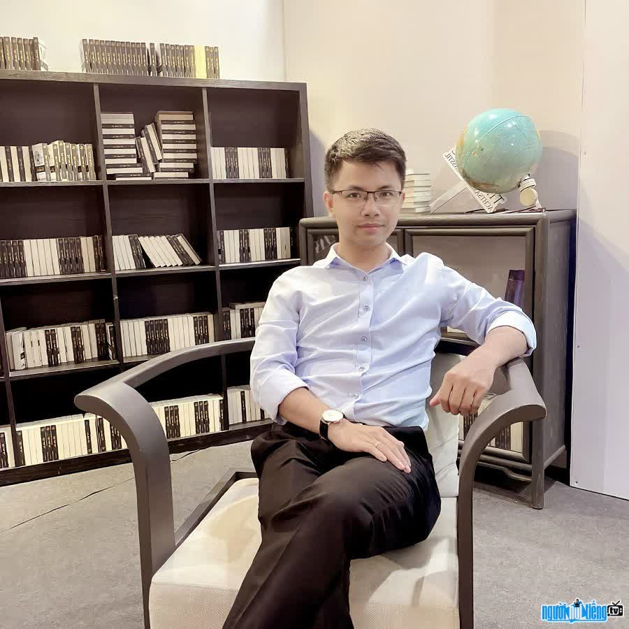 Giáo viên Đoàn Mạnh Linh có phương pháp giảng dạy thực tế và linh hoạt