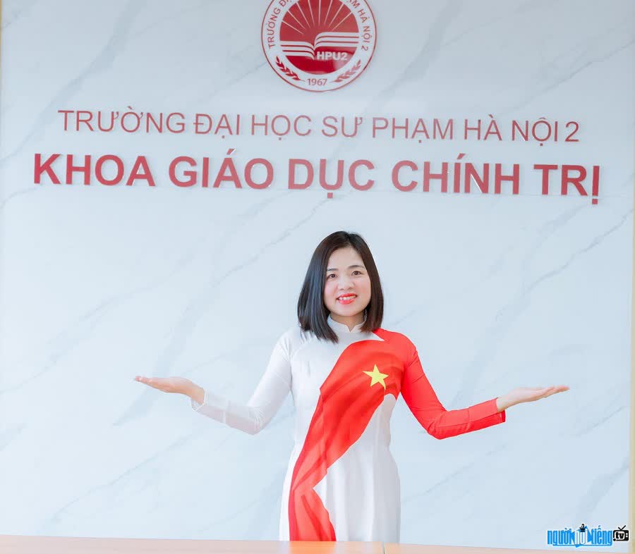 Giảng viên Lan Hương (Lịch sử cô Hương) công tác tại trường Đại học Sư Phạm Hà Nội 2