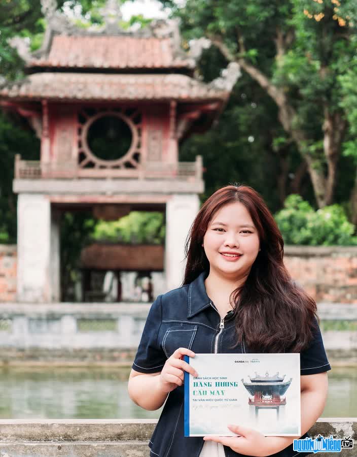 Giáo viên Trà My là thủ khoa đầu vào khối B Trường Đại học Sư phạm Hà Nội 2021