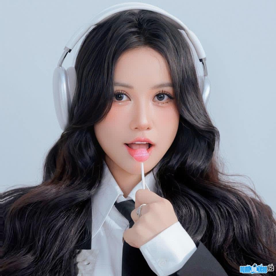 Hình ảnh đáng yêu của DJ Sunny