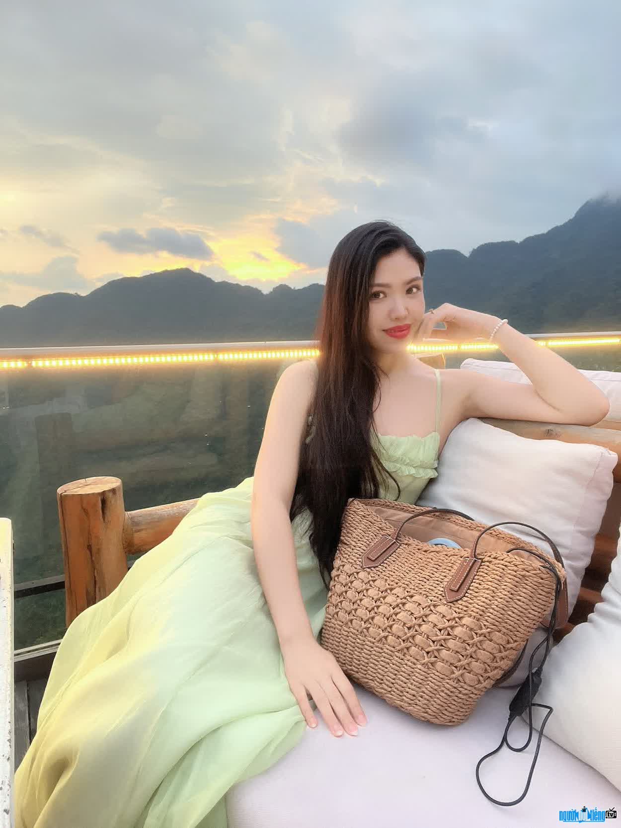Hình ảnh mới nhất của NTK Thiên Cẩm