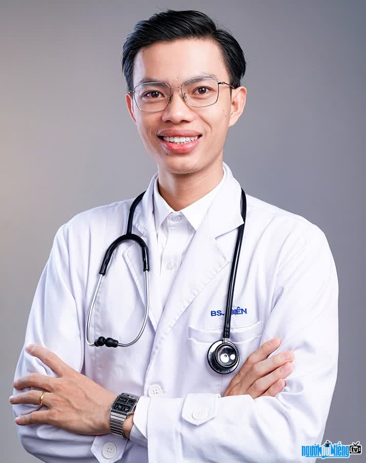 Bác sĩ Nguyễn Đình Biên là bác sĩ gia đình nổi tiếng