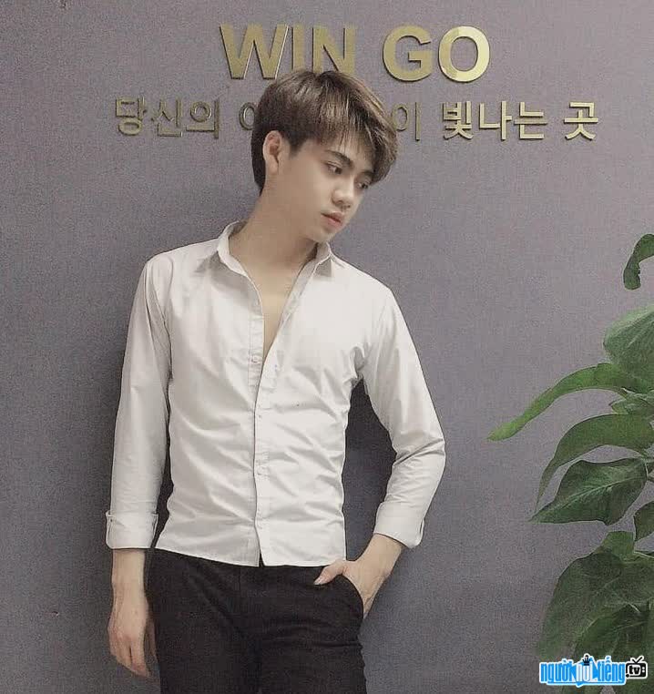 TikToker Dương Văn Chiến là chủ salon tóc