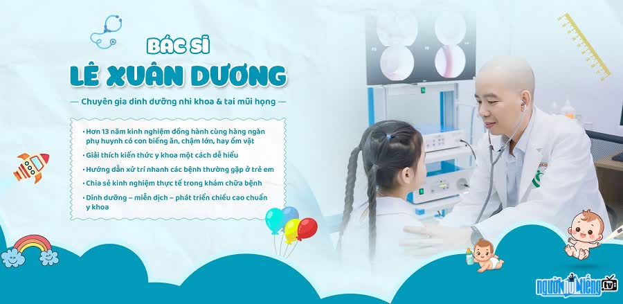 Bac si Le Xuan Duong dong hanh cung cha me cham soc be yeu