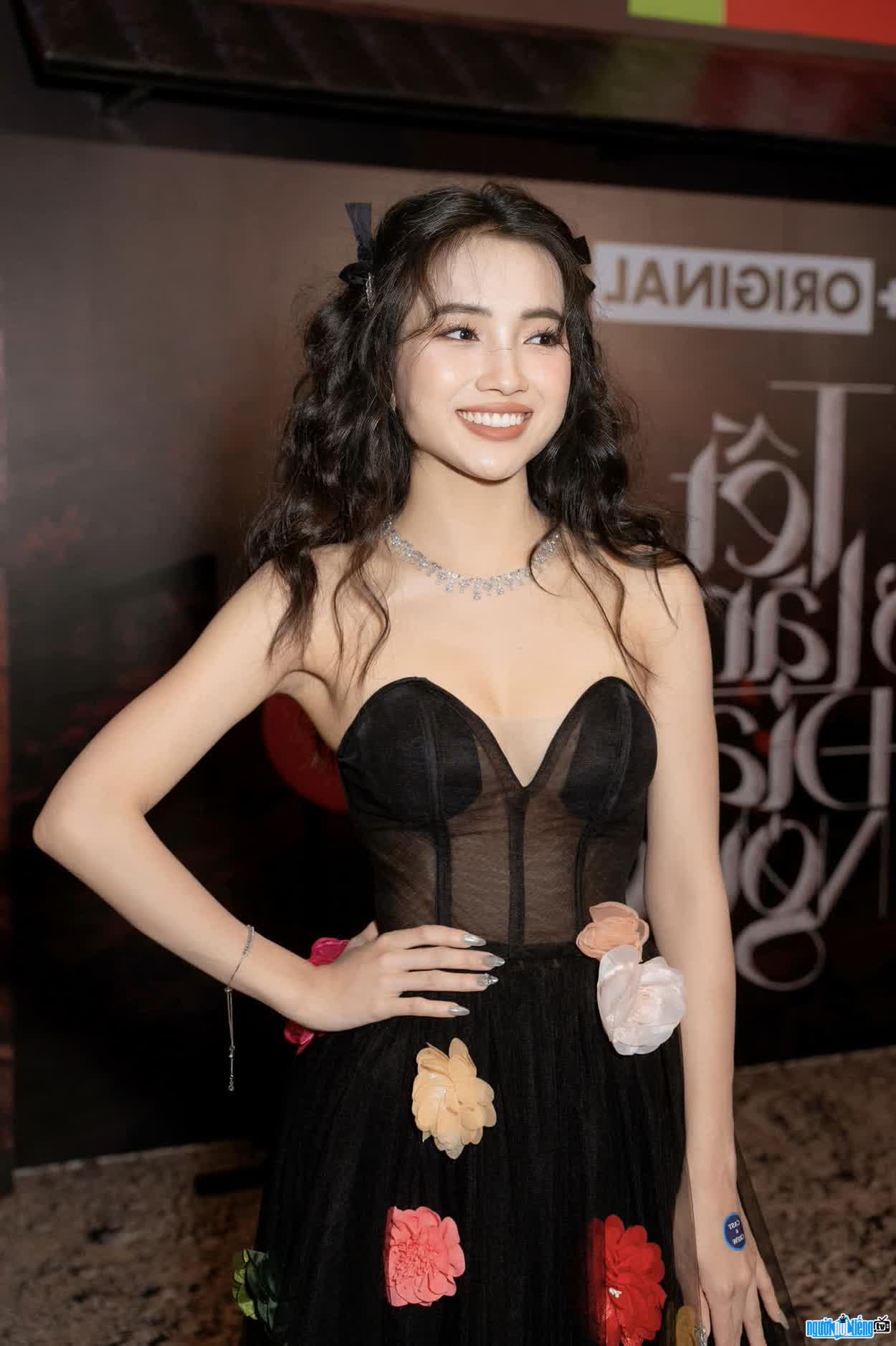 Hình ảnh Huỳnh Như Đan xinh đẹp quyến rũ