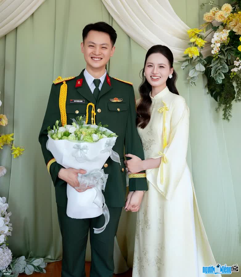 Chuyện tình lãng mạn của MC Khổng Phương Mai và chàng quân nhân nổi tiếng trên mạng xã hội