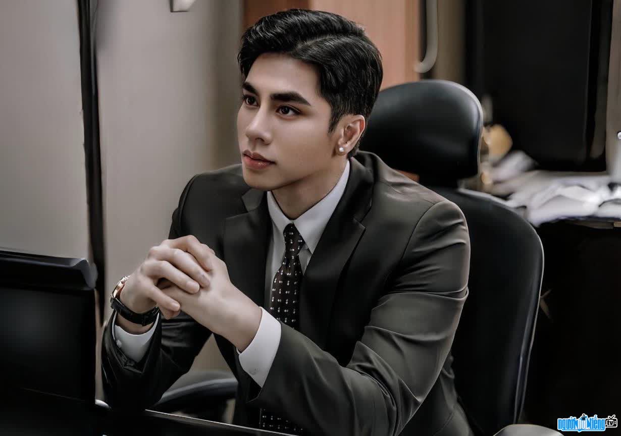 Hình ảnh Dương Thái đa tài đa nghệ