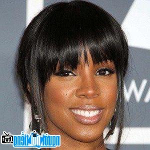 A New Photo Of Kelly Rowland- Famous Pop Singer Atlanta- Georgia