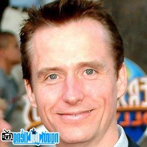 Một bức ảnh mới về Linus Roache- Diễn viên nam nổi tiếng Anh