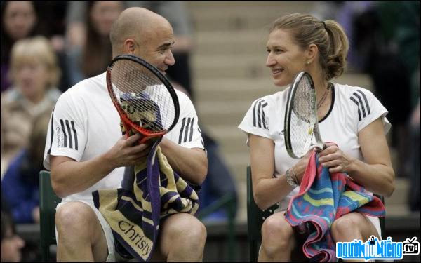 Steffi Graf cùng chồng huyền thoại Andre Agassi