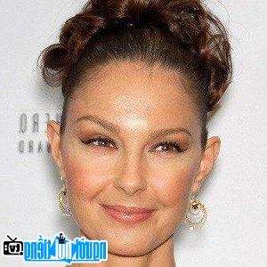 Latest Picture of Actress Ashley Judd