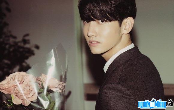 A new image of male singer Changmin