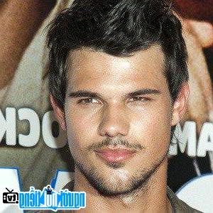 Ảnh chân dung Taylor Lautner