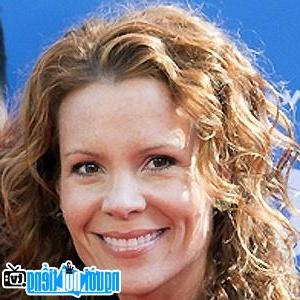 Latest Picture of TV Actress Robyn Lively