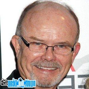 A Portrait Picture of Television Actor Kurtwood Smith picture