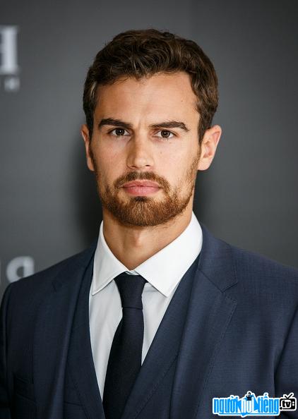 Image of Theo James
