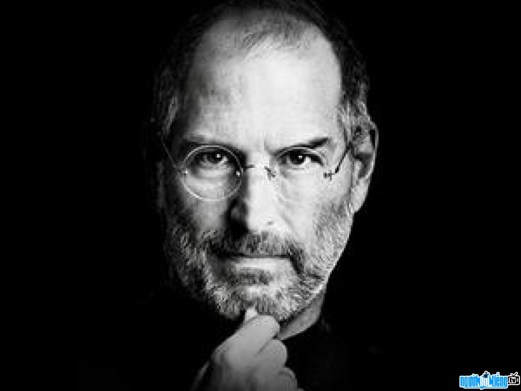 Chân dung Doanh nhân Steve Jobs