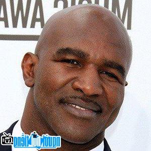 A portrait picture of Evander Holyfield boxer