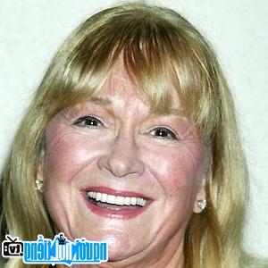 Một hình ảnh chân dung của Diễn viên nữ Diane Ladd